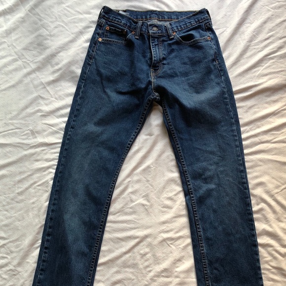 Levi’s 30x34 Medium Wash - Picture 2 of 12